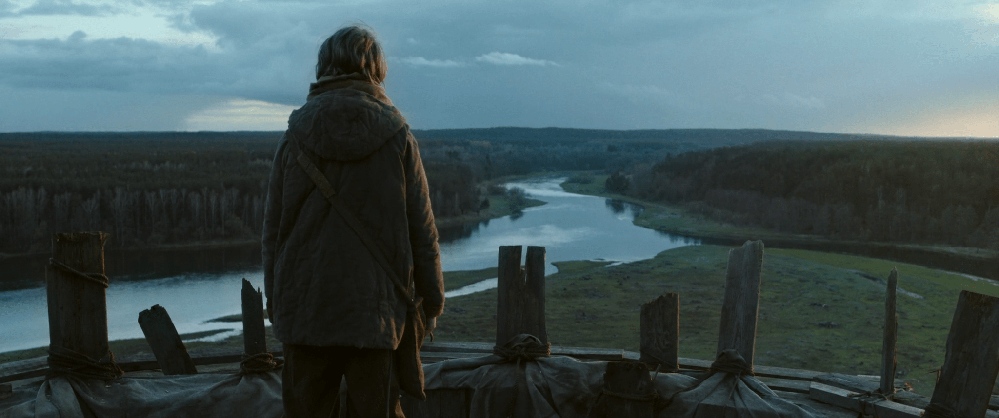 Vaizdas nuo Merkinės bokšto I Stop kadras iš filmo VESPER